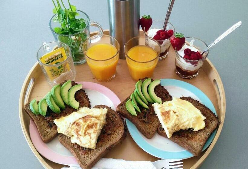 B&bslapenopeeneiland