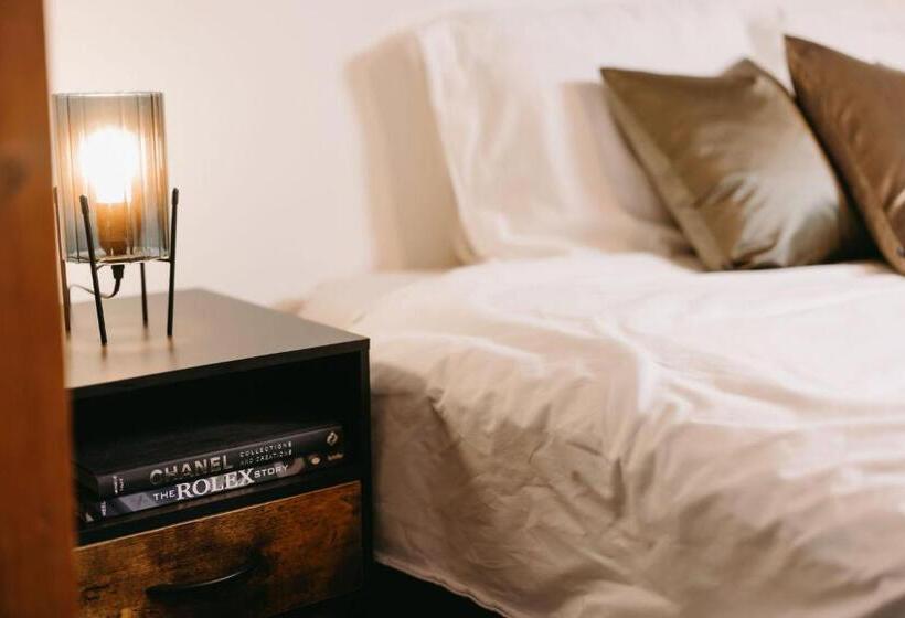 Bed and Breakfast Maas En Waal Wellness & Suites