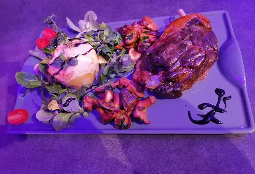 Hostal 170 Room 16 Service Appartement