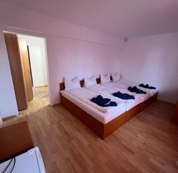 هتل Hellen Residence