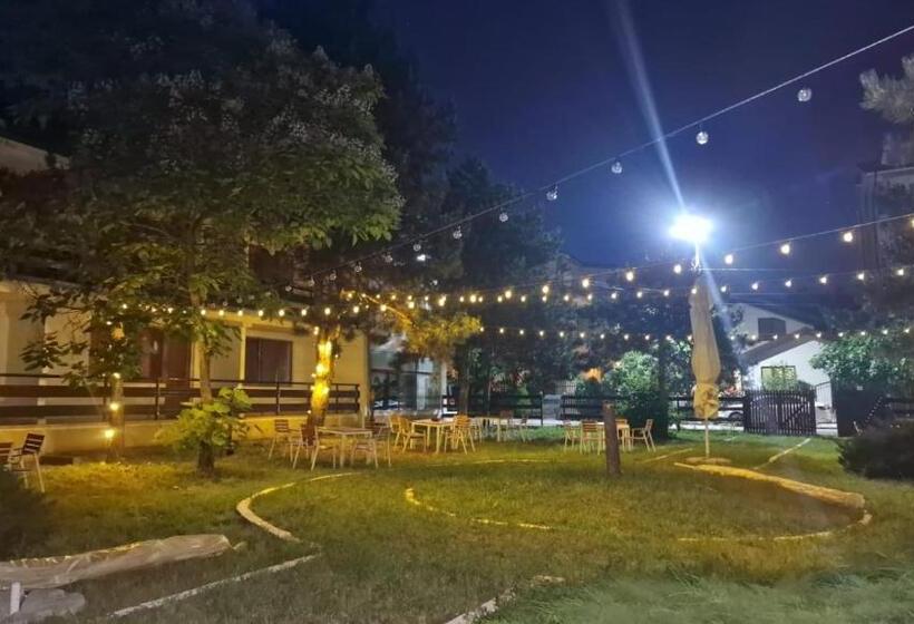 هتل Hellen Residence