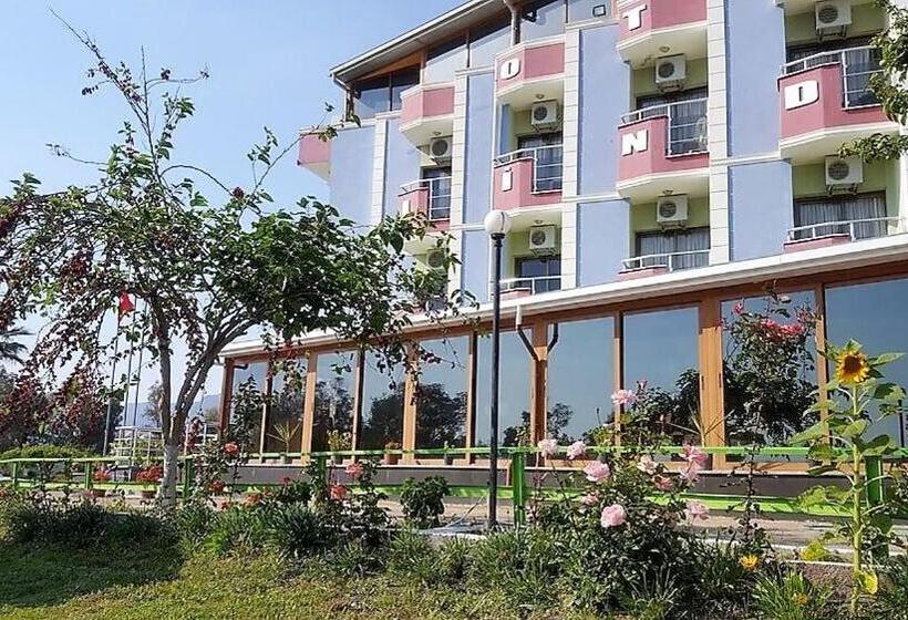 Linda Butik Otel Gümüldür