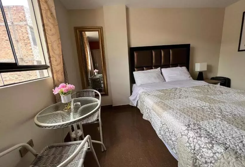 پانسیون Antara Hostal