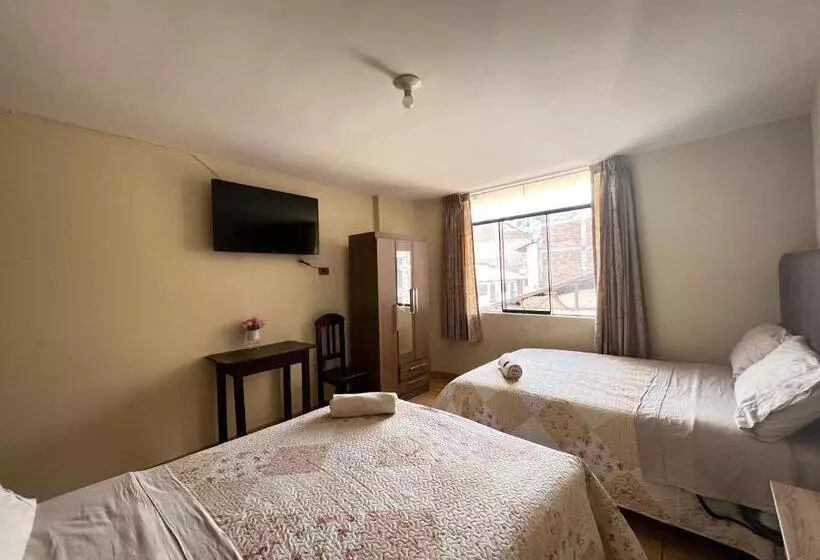 پانسیون Antara Hostal