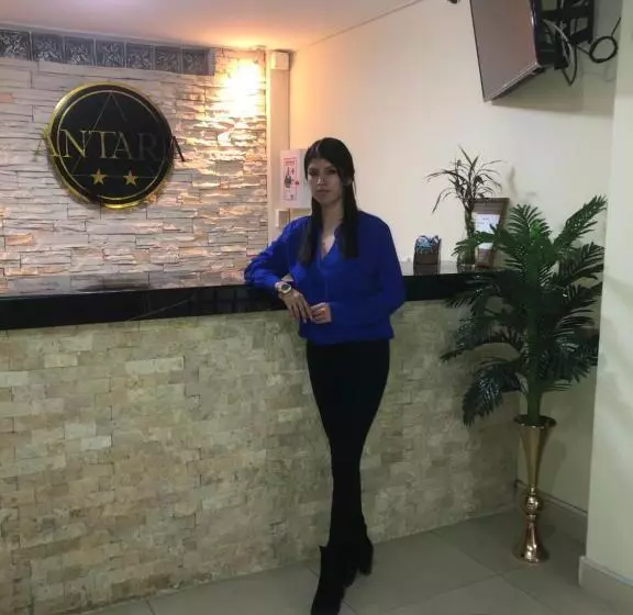 پانسیون Antara Hostal