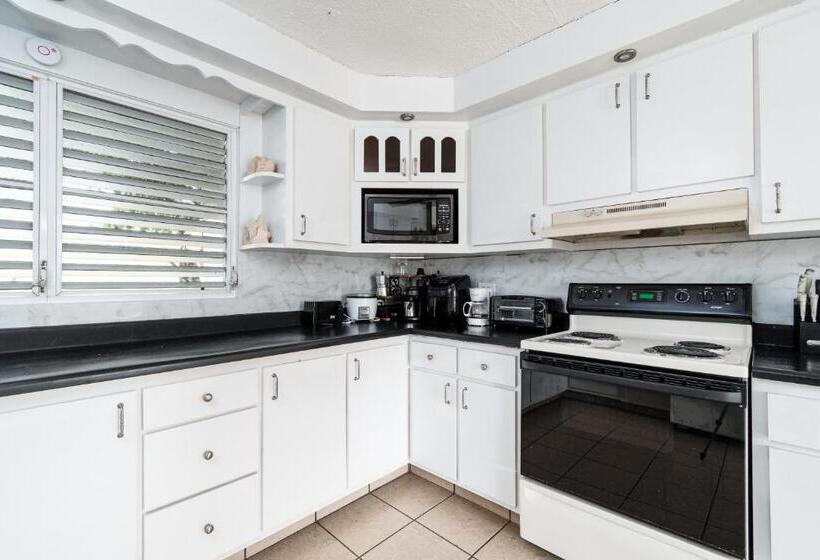 پانسیون Casamares Private Room Arena With Pool And Jacuzzi 5 Min To Boqueron And Beaches