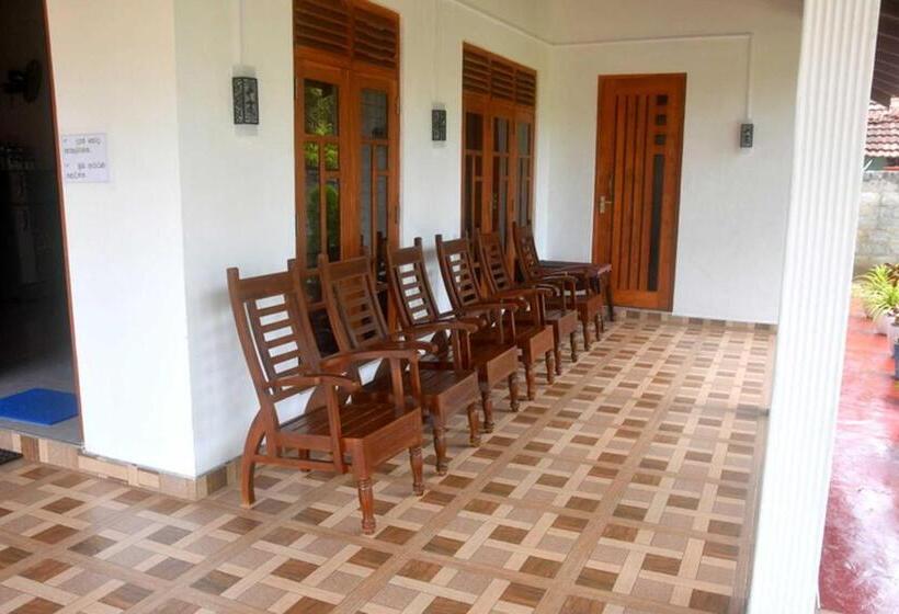 Pensão Wilpattu Lakwin Guest