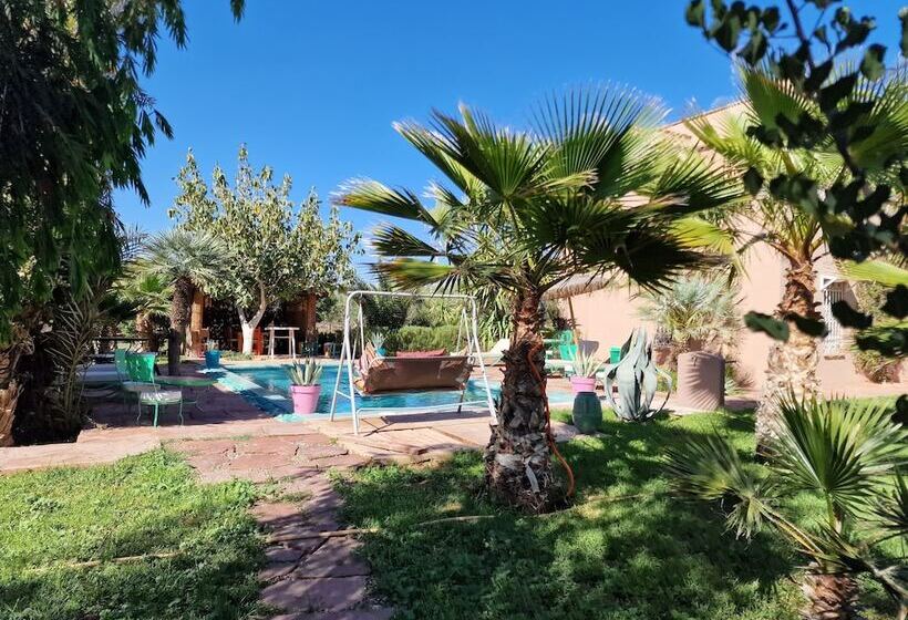 ベッドアンドブレックファースト Manzal Lahbab