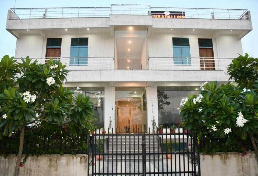 Collection O 86679 Hotel Amrapali Inn