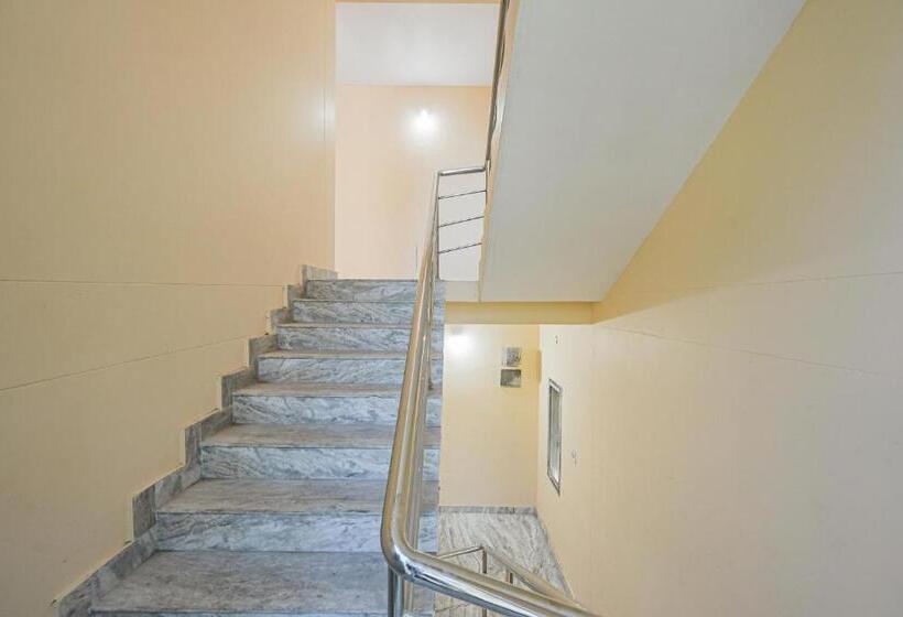 فندق Oyo 87147 Welcome Stays