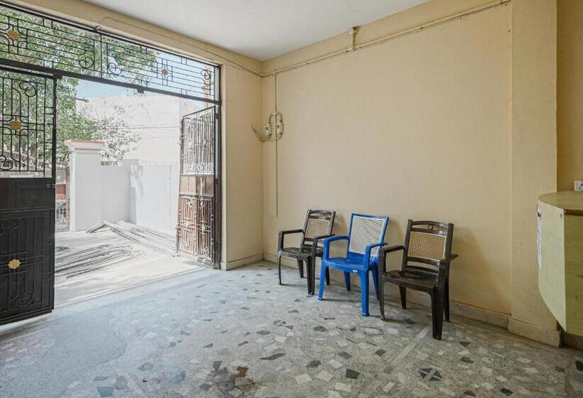 فندق Oyo 87147 Welcome Stays