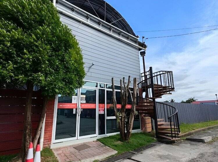 فندق Grapevine Garden