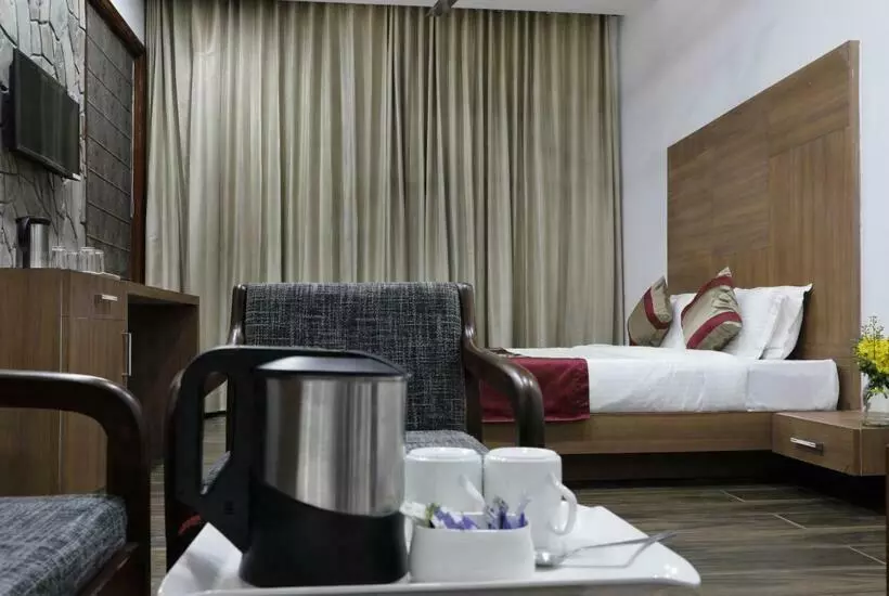 Hotelli Shivani Foods & Resort