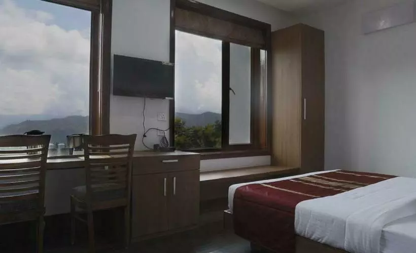 Hotelli Shivani Foods & Resort