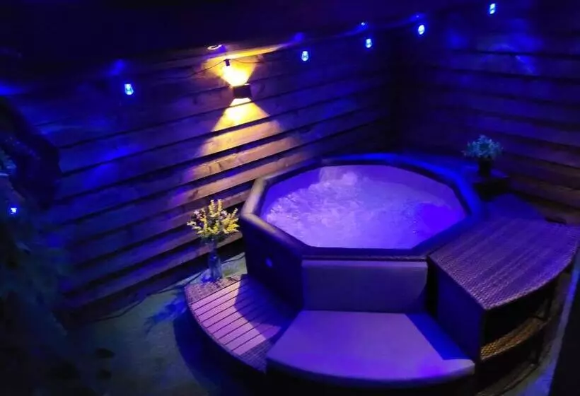 Majatalo Chambre Merlot, Piscine Et Spa, Proche St Emilion