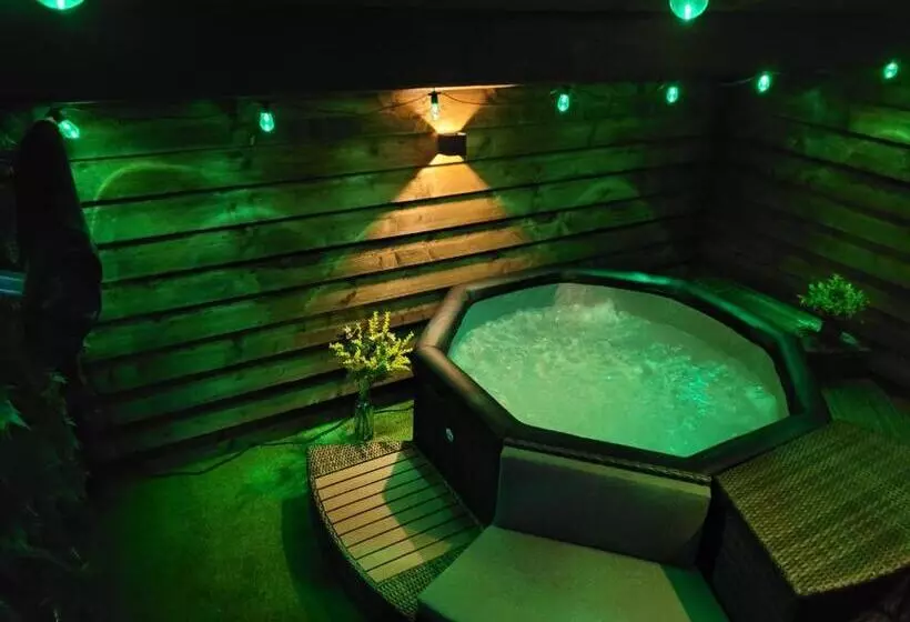 Majatalo Chambre Merlot, Piscine Et Spa, Proche St Emilion