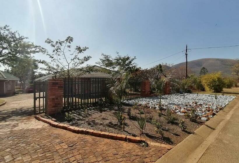 بنسيون Erythrina Cottages