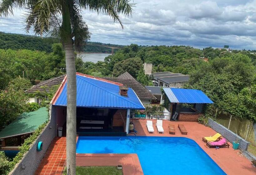 Pensionat Guembe Al Rio Hostel