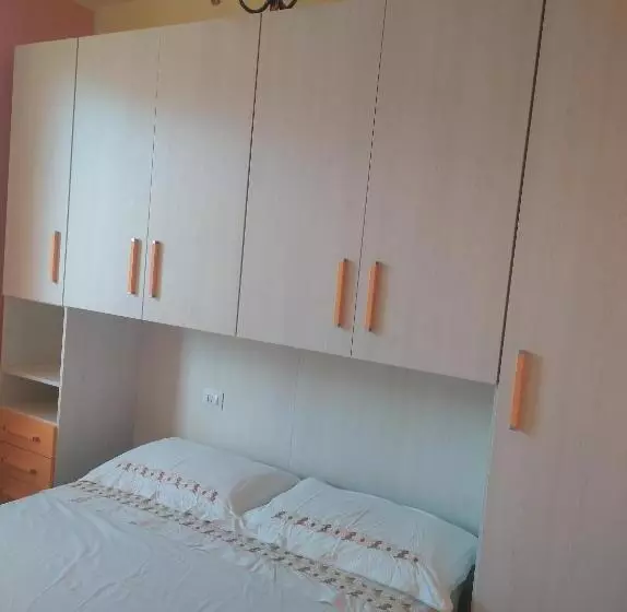 ペンション Villa Ara Rossa