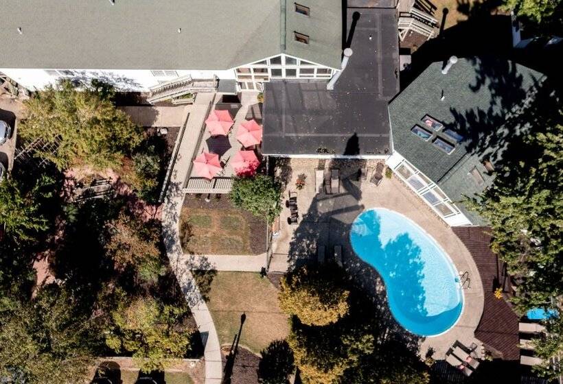 Rosemont Inn Resort B&b