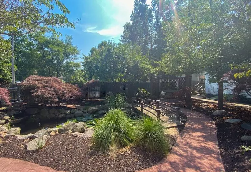 Rosemont Inn Resort B&b