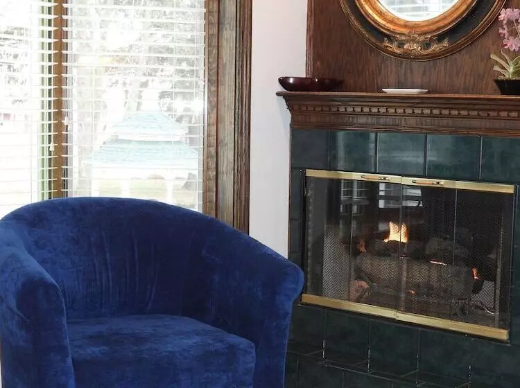 Rosemont Inn Resort B&b