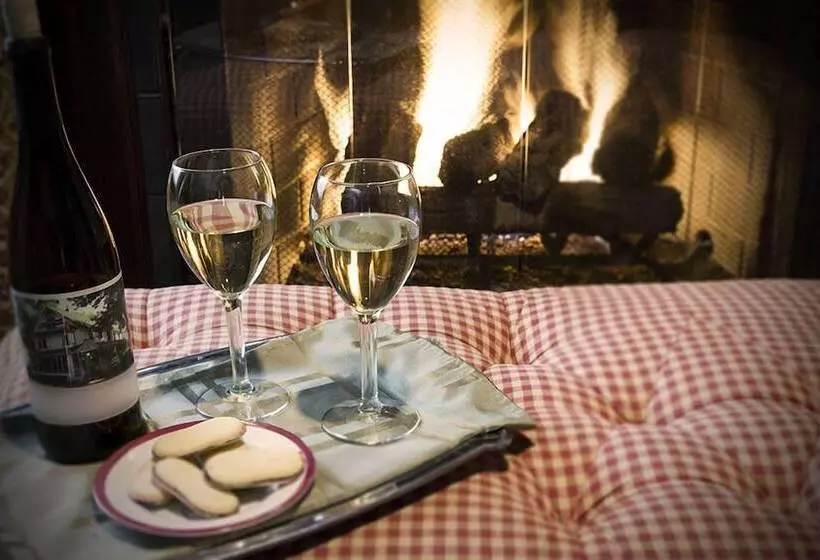 Rosemont Inn Resort B&b