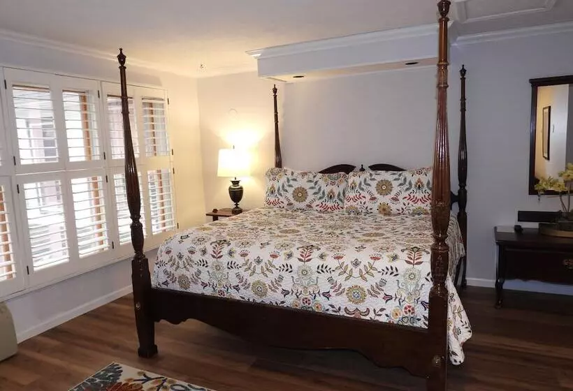 Rosemont Inn Resort B&b