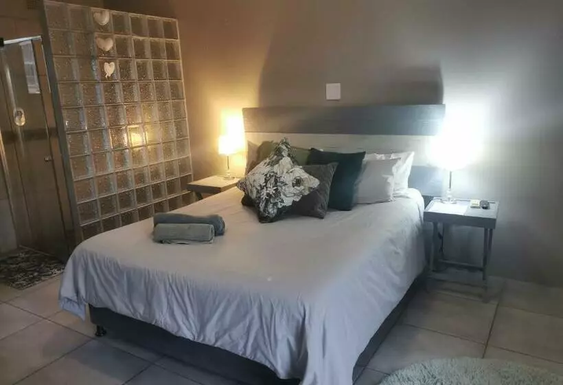 Aamiaismajoitus (B&B) Adams  Mtoti