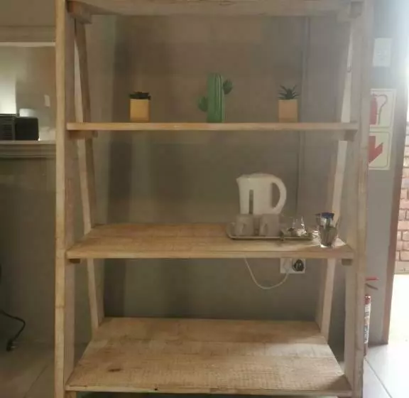 Aamiaismajoitus (B&B) Adams  Mtoti