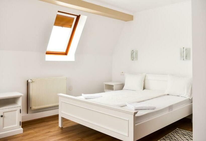 住宿加早餐  Hadnagy Panzió