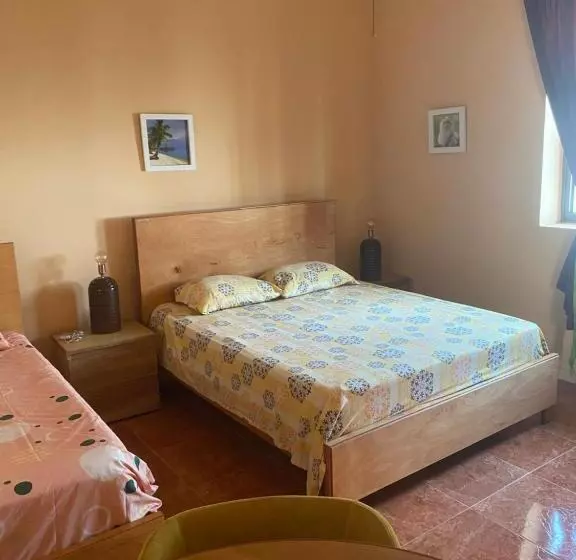 Aamiaismajoitus (B&B) La Rosa Buga