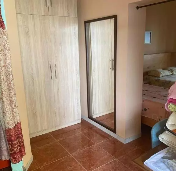 Aamiaismajoitus (B&B) La Rosa Buga