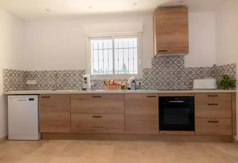 ベッドアンドブレックファースト Mas Des Tourterelles