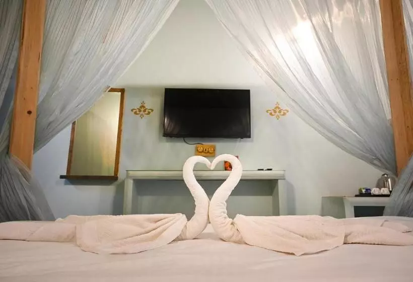 Hôtel Amadi Beach Front Resort