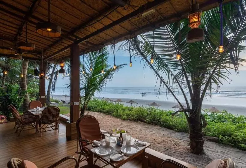 Hôtel Amadi Beach Front Resort