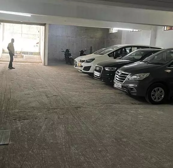 Hotelli Coral Residency