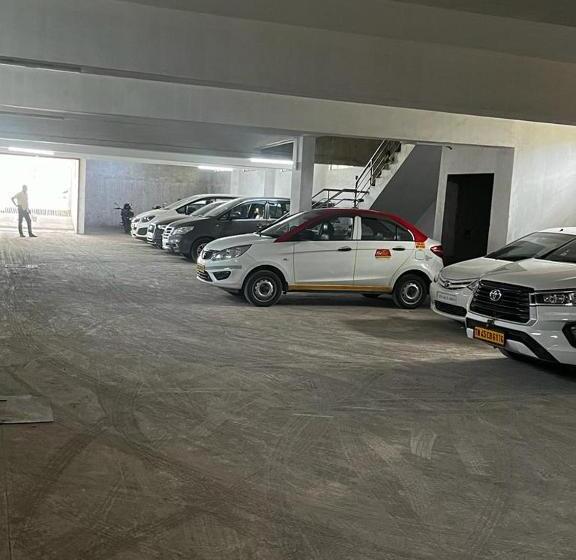 Hotel Coral Residency