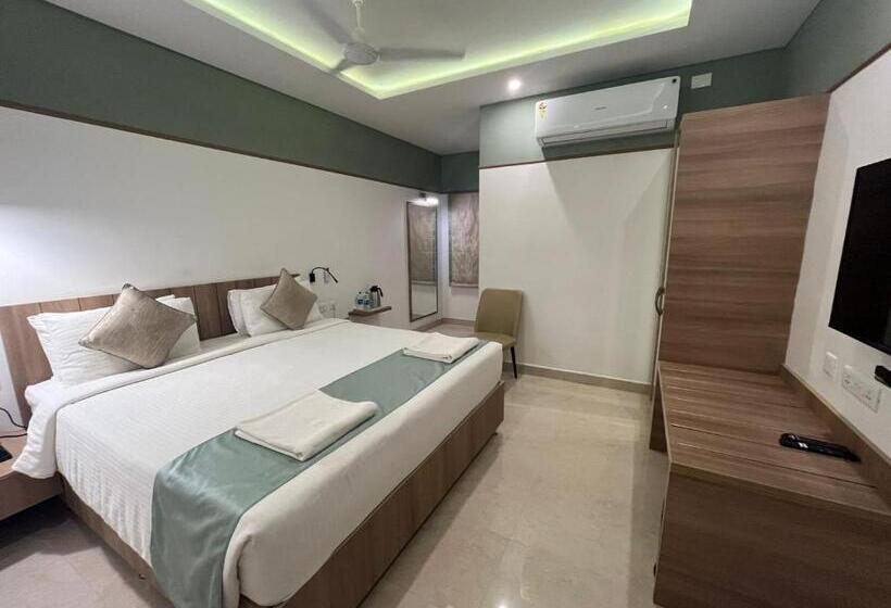 Hotel Coral Residency