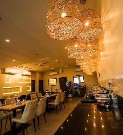 Hotel Coral Residency