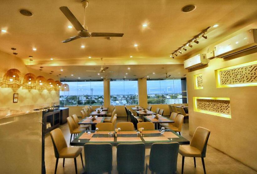 Hotel Coral Residency