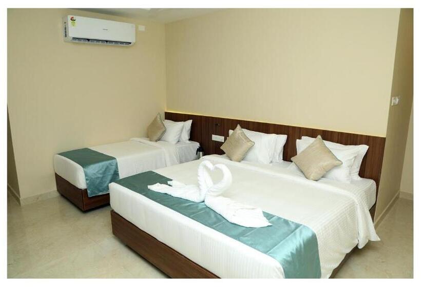 Hotel Coral Residency