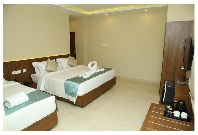 Hotel Coral Residency