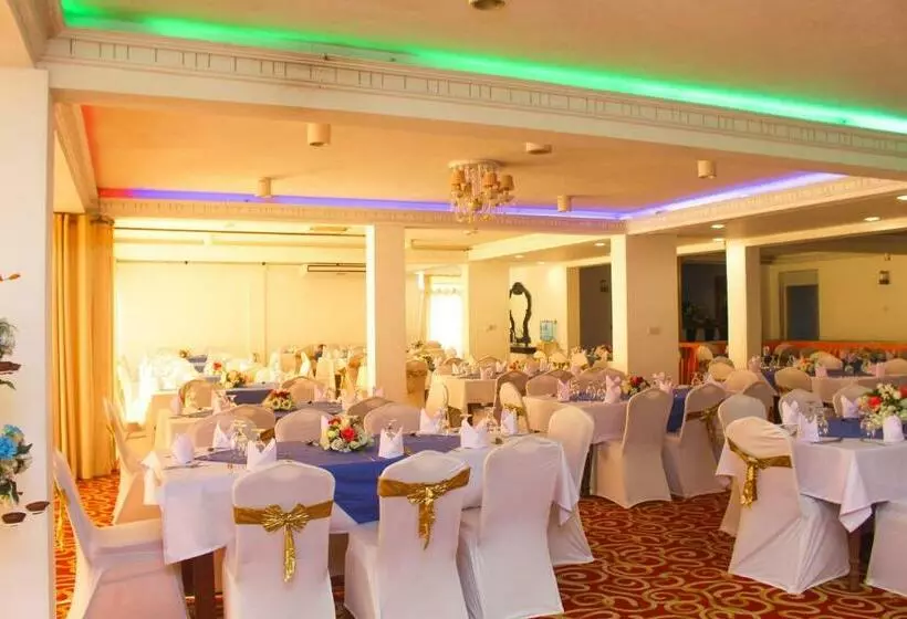 Bentota Hotel Sunset Araliya & Water Sports
