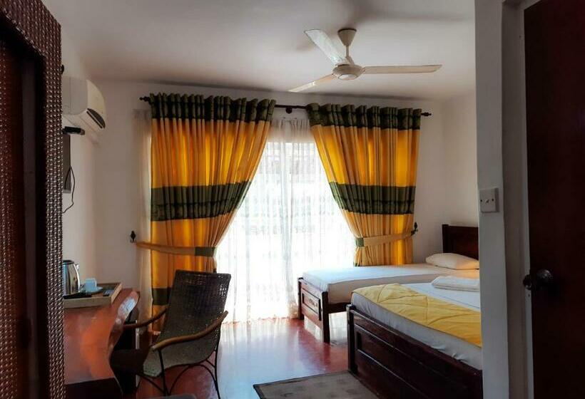 Bentota Hotel Sunset Araliya & Water Sports