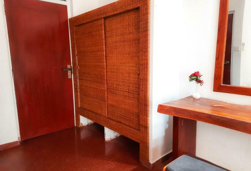 Bentota Hotel Sunset Araliya & Water Sports