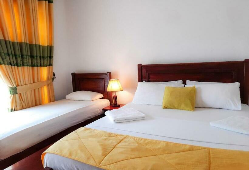 Bentota Hotel Sunset Araliya & Water Sports