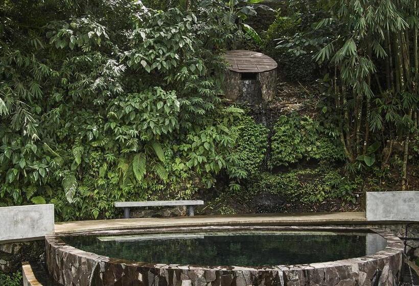 Lintang Luku Tent Resort