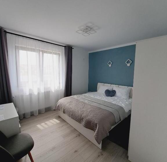 Пансион Five House