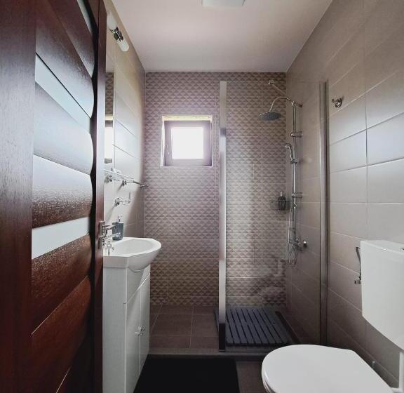 Пансион Five House